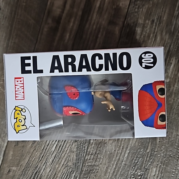 Funko POP! Marvel Lucha Libre Edition 706 El Aracno Bobble-Head - Picture 7 of 12